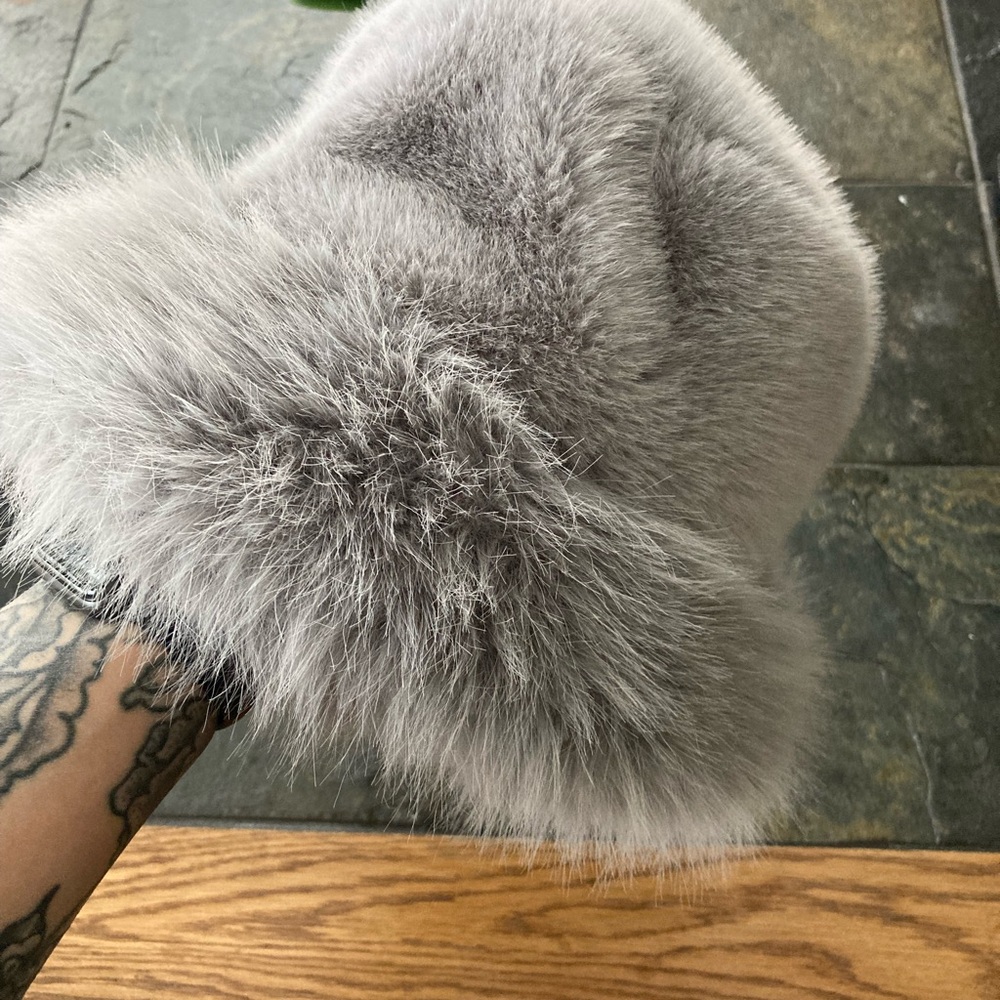 Luxurious Gray Faux Fur Hat Bucket